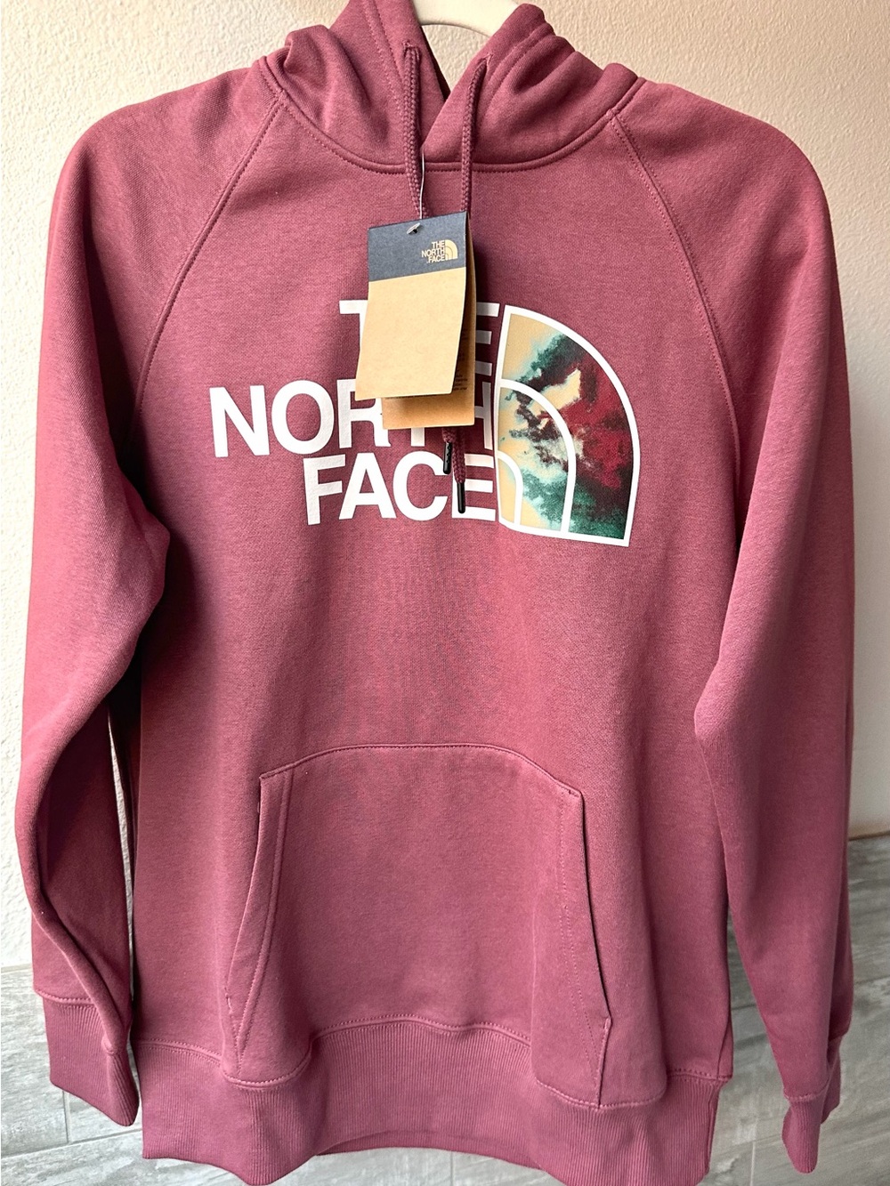 NWT The North Face Mauve Rose Pullover Hoodie with Half Dome Graphic Logo - Sz M